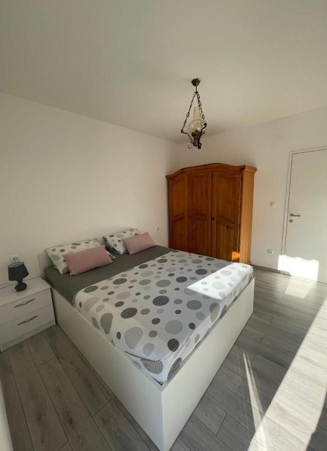 City Apartment Domagoj Omiš Zewnętrze zdjęcie